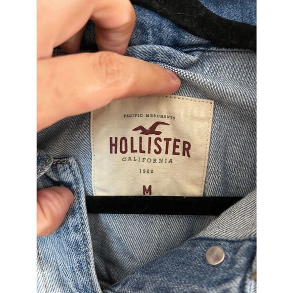 Hollister Womens Denim Distressed Jean Jacket Sz Med - Picture 3 of 3